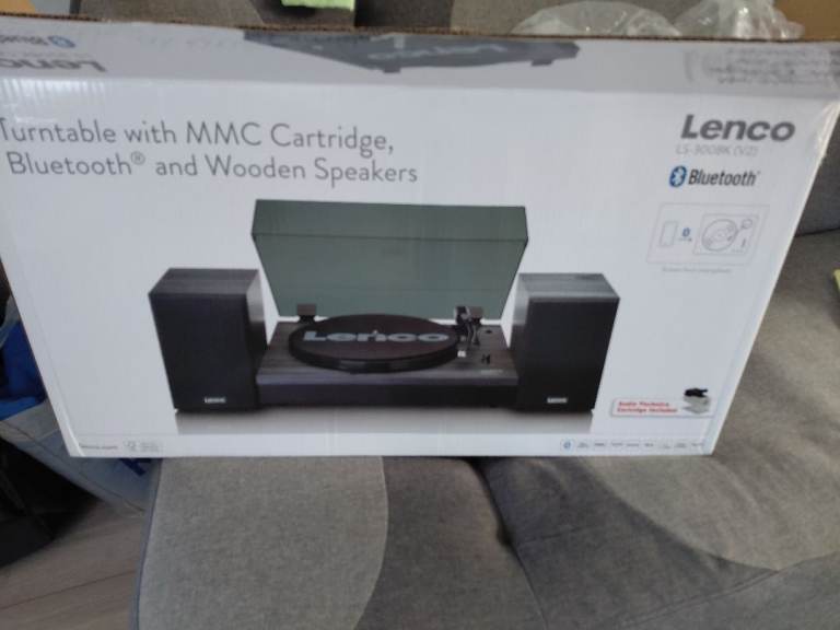 Lenco (Ls-300 Black) With Loudspeakers Included, Bluetooth Traz, Strap