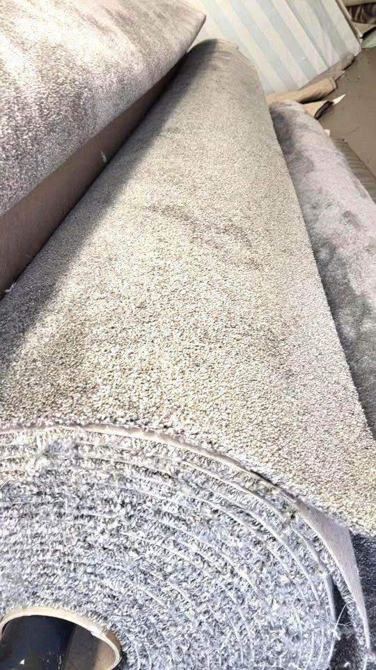 Plush 11mm Light Grey Carpet Rolls | Soft & Stylish