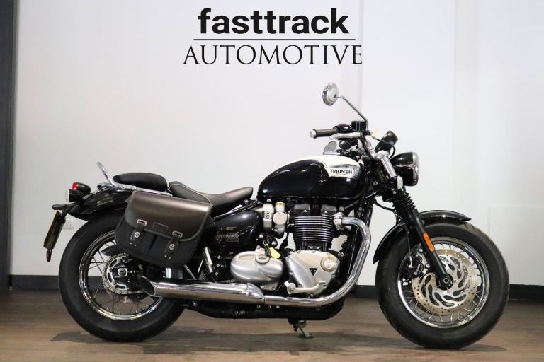 Triumph Bonneville Speedmaster 1200 - 2019 - 2500 MILES - 1 OWNER 