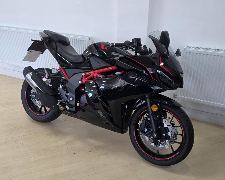 Lexmoto LXR 125 125cc Motorcycle 