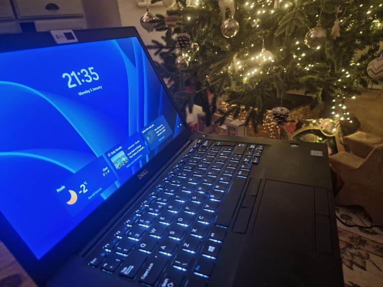 Fast i7 8th gen 1.9ghz Dell Latitude 500gb nvme hdd, 8gb ram 89% battery