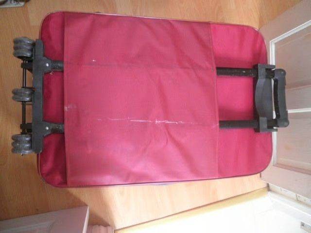 Red Paris Large Large Suitcase expandable Red Paris with 3 wheels