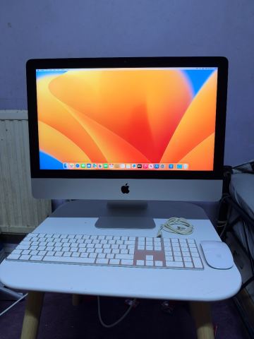 Apple iMac 2017 4k Magic Keyboard付き Apple iMac 21.5” 4K Retina 2017 – 3.4GHz i5, 1TB + Magic Keyboard
