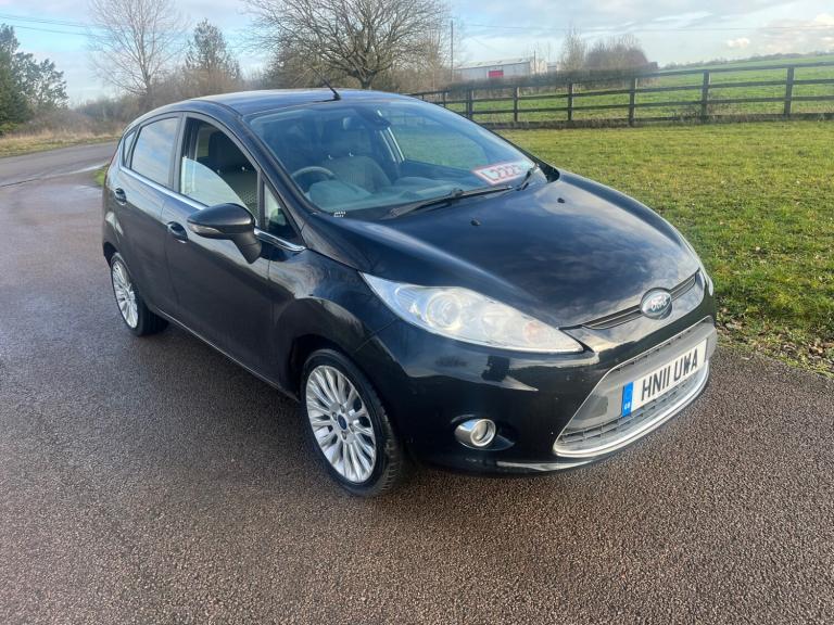2011 Ford Fiesta 1.4 Titanium 5dr HATCHBACK Petrol Manual