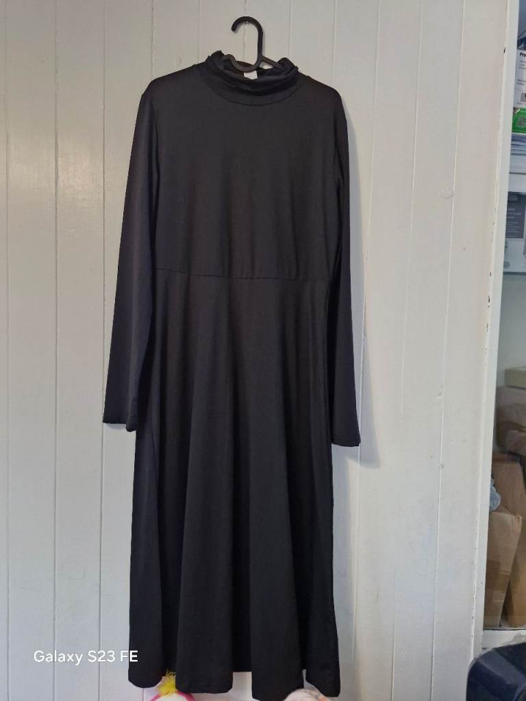 Black Long Sleeve Midi long shien Dress - Size XL, 