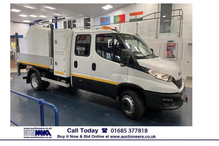 2020 Iveco Daily 3.0D 160PS 7TON 7 SEAT HIGH SIDED TIPPER C/W TAIL LIFT. ------------------- NA D...