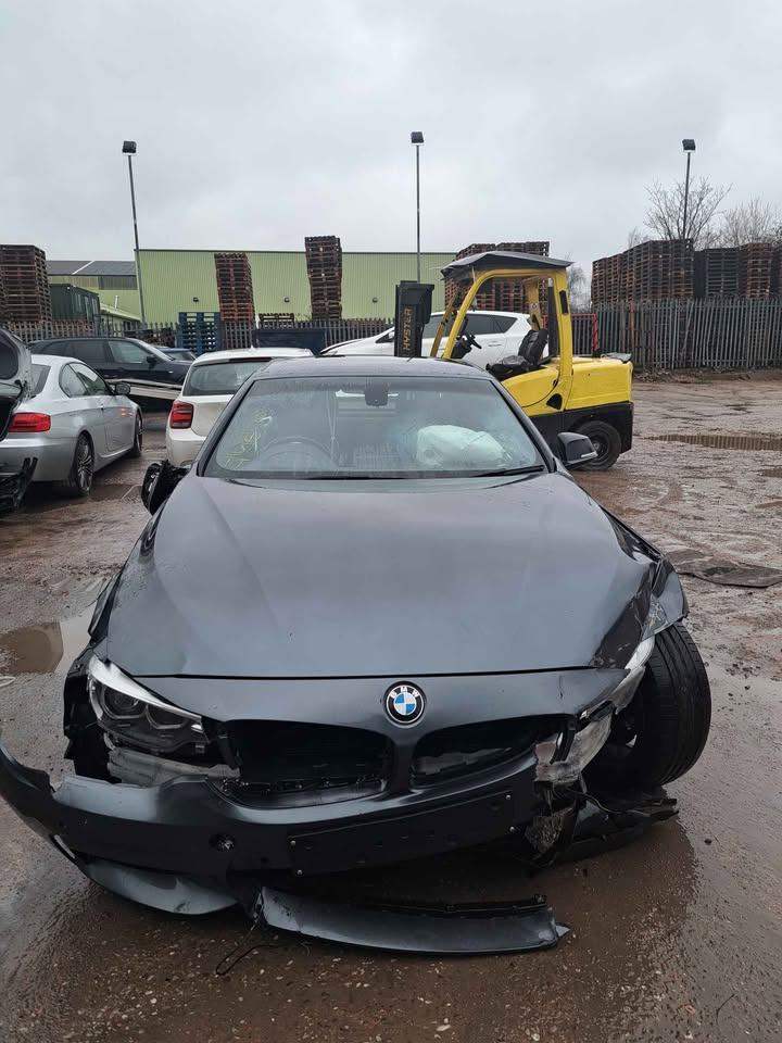 BMW 420D MSPORT LCI F33 DISMANTLING PARTS MIRROR TRIM HEAD UNIT STEERING BOOT LID LIGHT