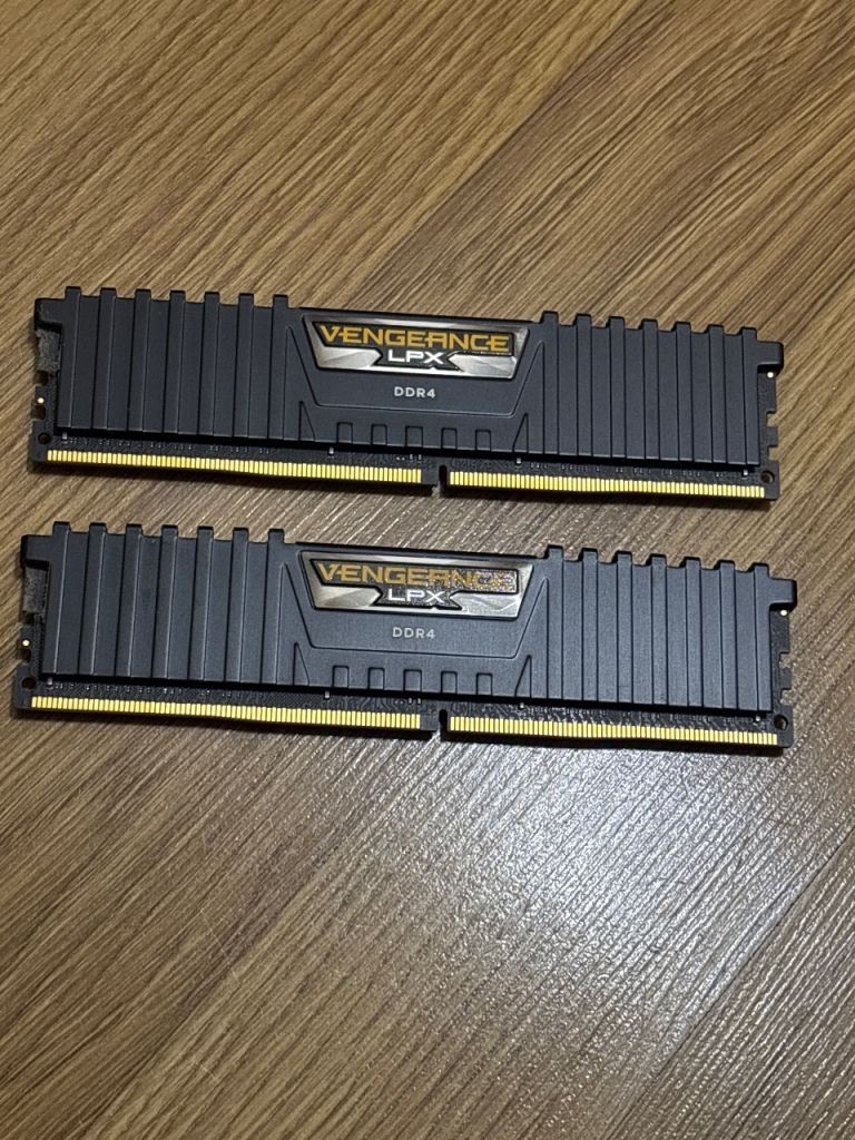 16GB (2x 8Gb) DDR4 3200Mhz RAM 