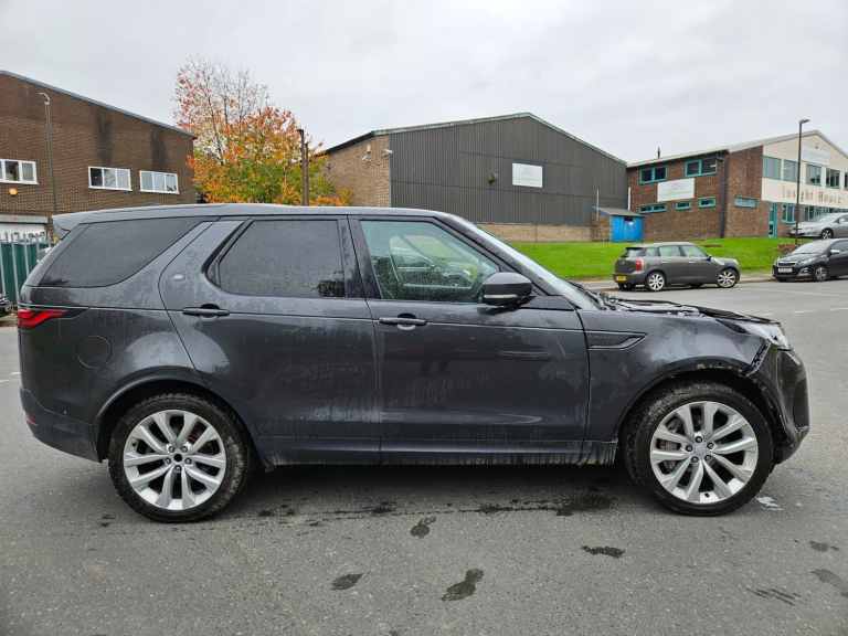 2022 72 LAND ROVER DISCOVERY 3.0 D300 SE Commercial Auto Damaged Salvage