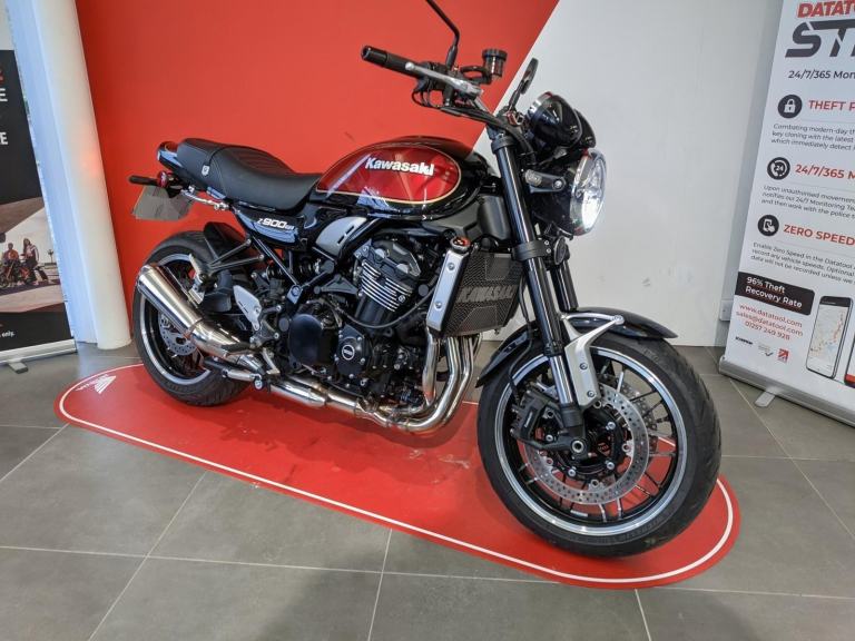 2023 KAWASAKI Z900RS BLACK/RED/GOLD METALLIC TAIL/TIDY H/GRIPS SUPERB BIKE