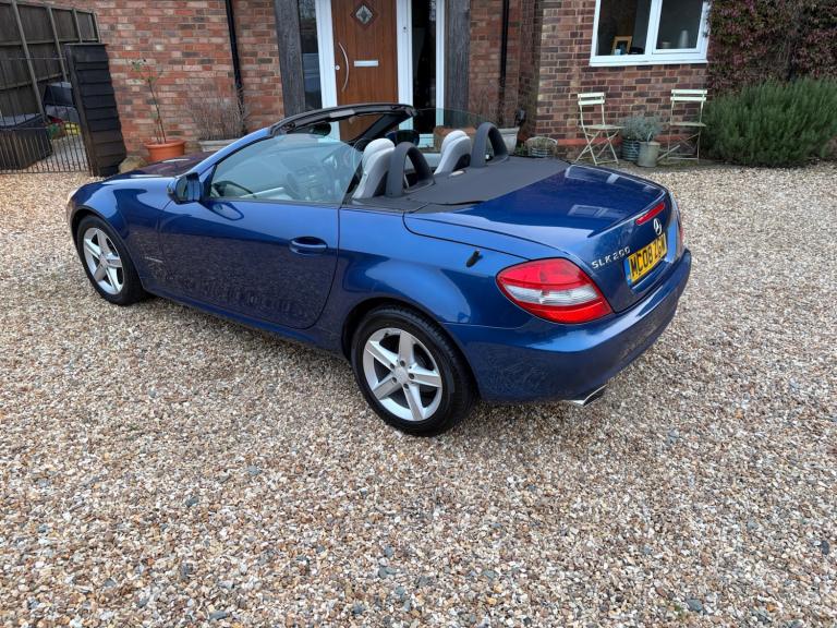 MERCEDES SLK RARE CONDITION UTTERLY AMAZING 