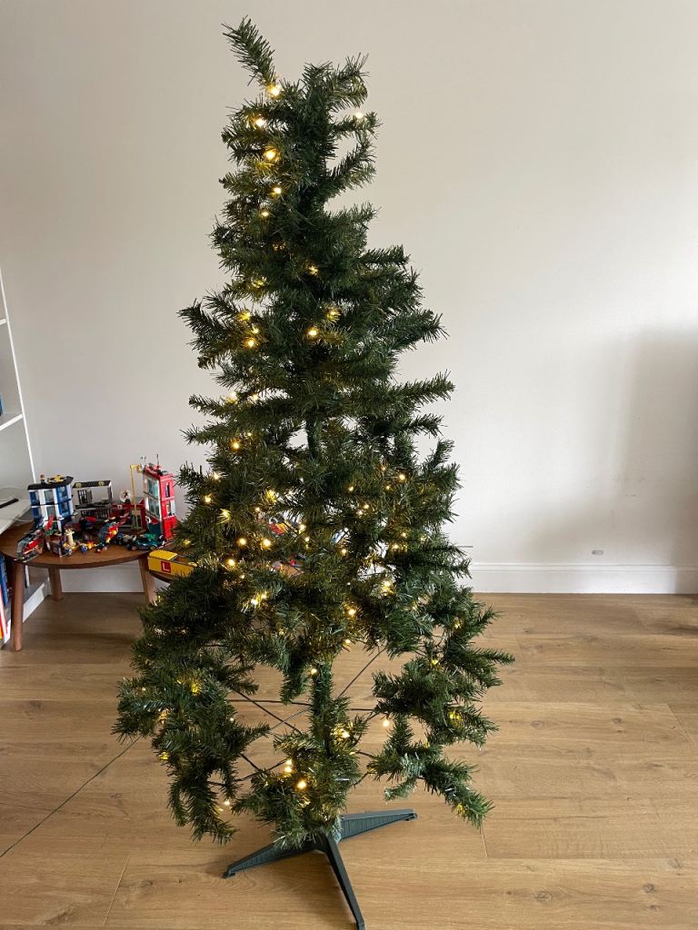 6ft Christmas tree with led light