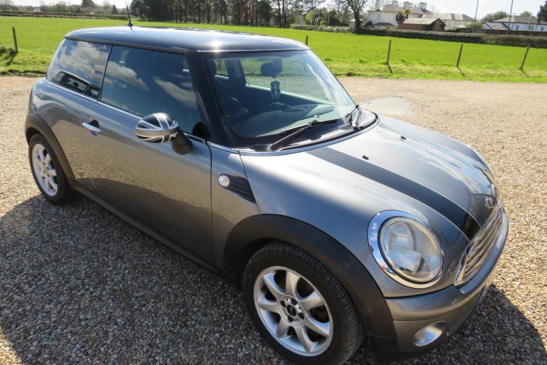 2009 MINI Hatch 1.6 COOPER GRAPHITE HATCHBACK Petrol Manual