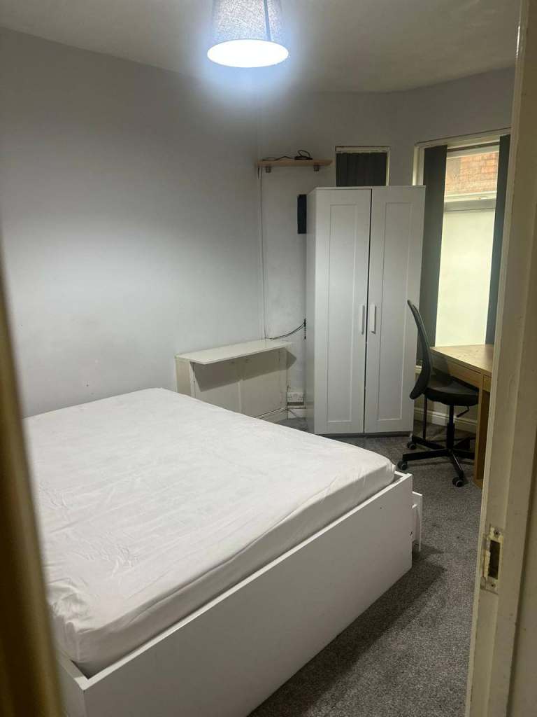 Double room for rent 