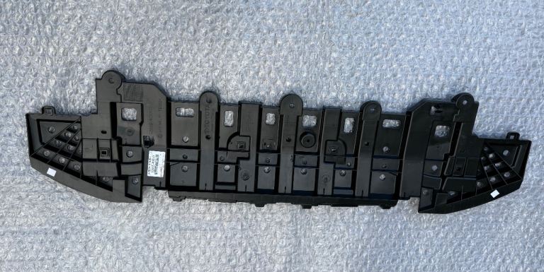 Genuine Toyota Yaris Bumper Undertray  Front Lower Black 52618K0010 2020 onward