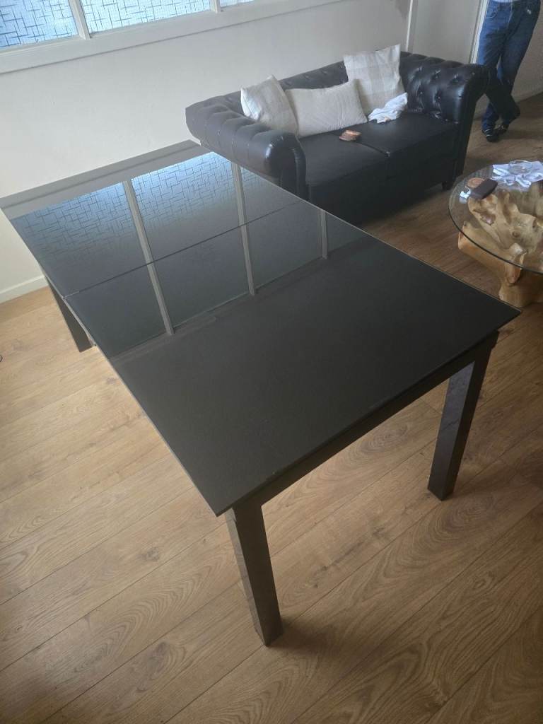 Dining table with chairs 