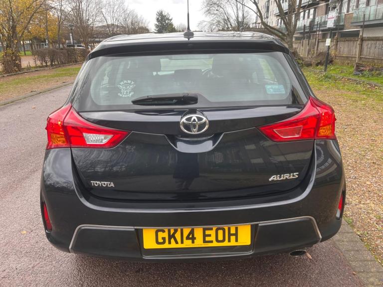 2014 Toyota Auris 1.6 V-Matic Icon 5dr HATCHBACK PETROL Manual