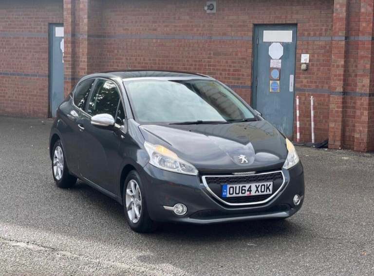 2014 Peugeot 208 1.2 VTi Style 3dr HATCHBACK PETROL Manual