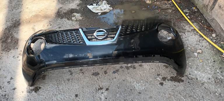Nissan juke front bumper - £160
