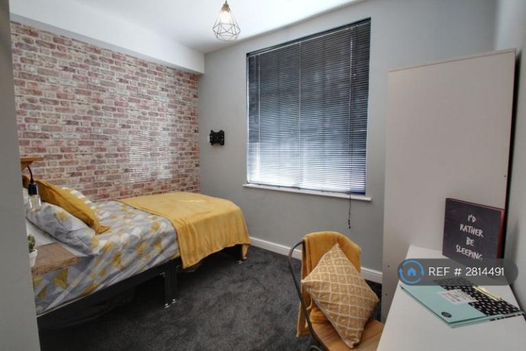 1 bedroom in Paget Road, Leicester, LE3 (#2814491)