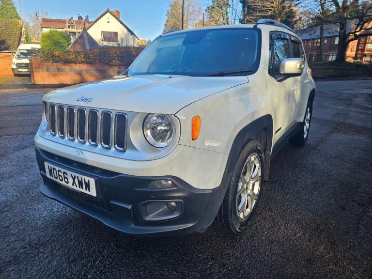 JEEP RENEGADE 1.6 LIMITED £35 ROAD TAX SAT NAV CRUISE A/C MOT 12/26 NO ADVISORY 
