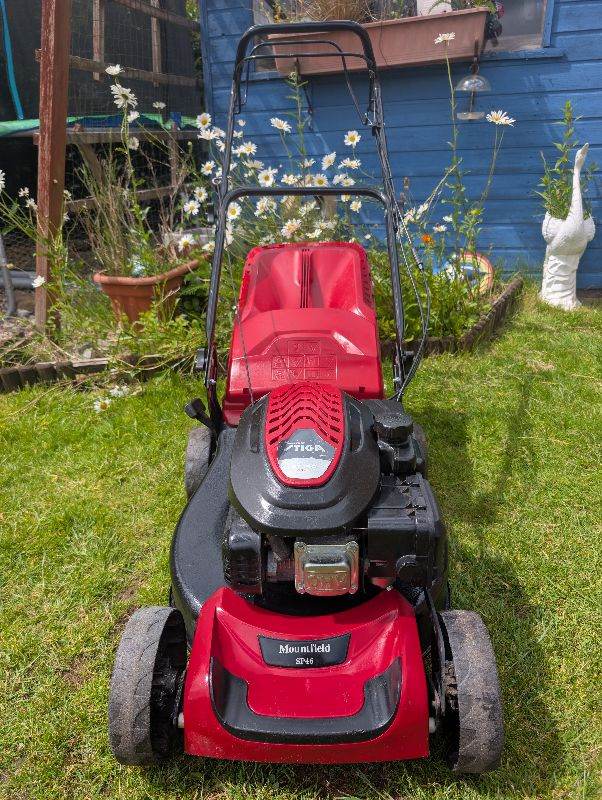 Mountfield SP46 self propelled petrol lawnmower 