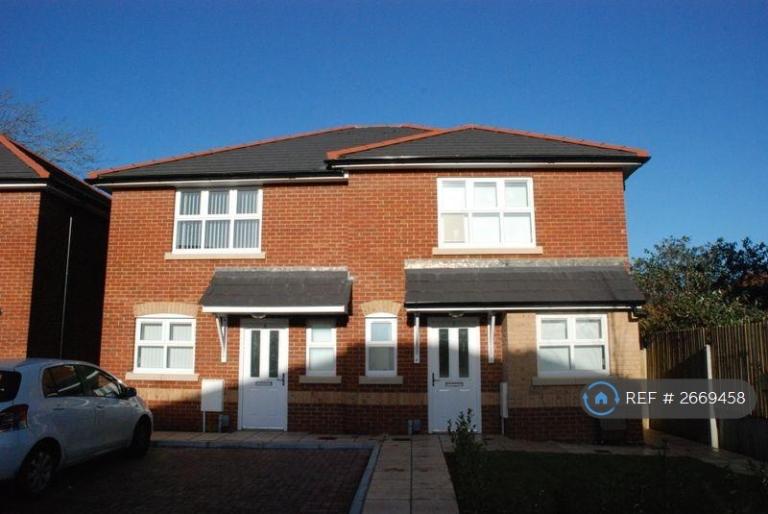 4 bedroom house in George Close, Bournemouth, BH10 (4 bed) (#2669458)