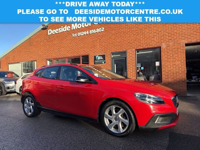 2015 Volvo V40 Cross Country 2.0 D2 Lux Hatchback 5dr Diesel Auto Euro 6 (s/s) (120 ps) Hatchback...
