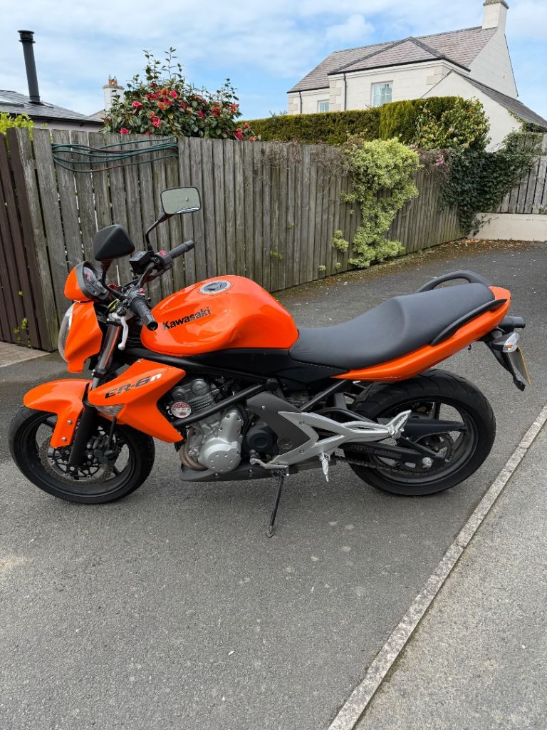 Kawasaki, ER, 2007, 649 (cc)