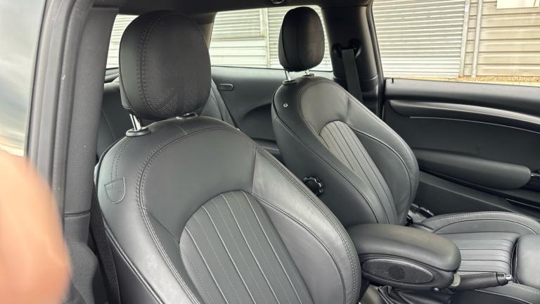 2022 MINI Hatch 2.0 Cooper S Exclusive 3dr Auto Petrol Hatchback Hatchback Petrol Automatic