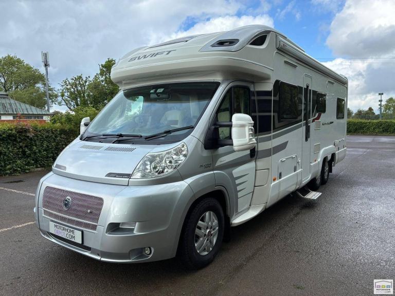 2012 SWIFT KONTIKI 649 AUTO 4/5 BERTH TAG AXLE TOW BAR SELF LEVELlING