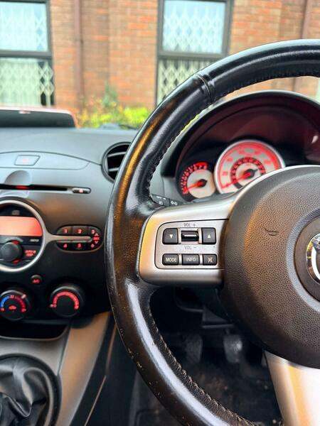 2008 Mazda Mazda2 1.5 Sport Euro 4 5dr HATCHBACK Petrol Manual