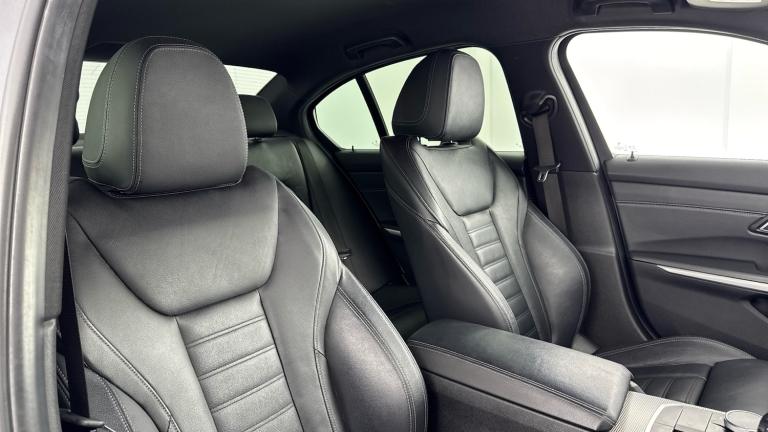 2019 BMW 3 Series 320d M Sport 4dr Step Auto SALOON DIESEL Automatic