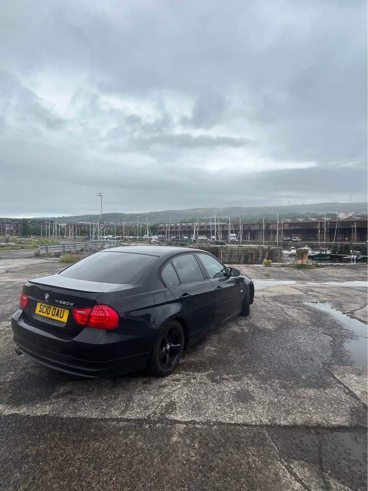 BMW, 3 SERIES, Saloon, 2010, Manual, 1995 (cc), 4 doors