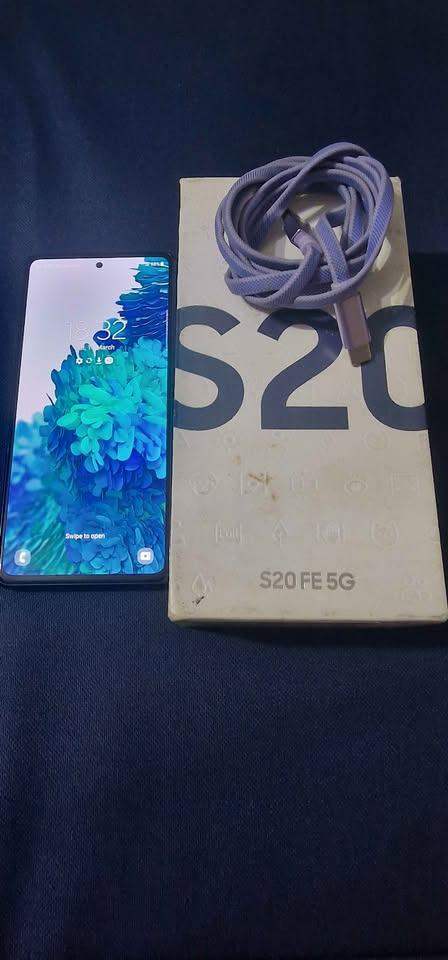 SAMSUNG S20 FE 5G