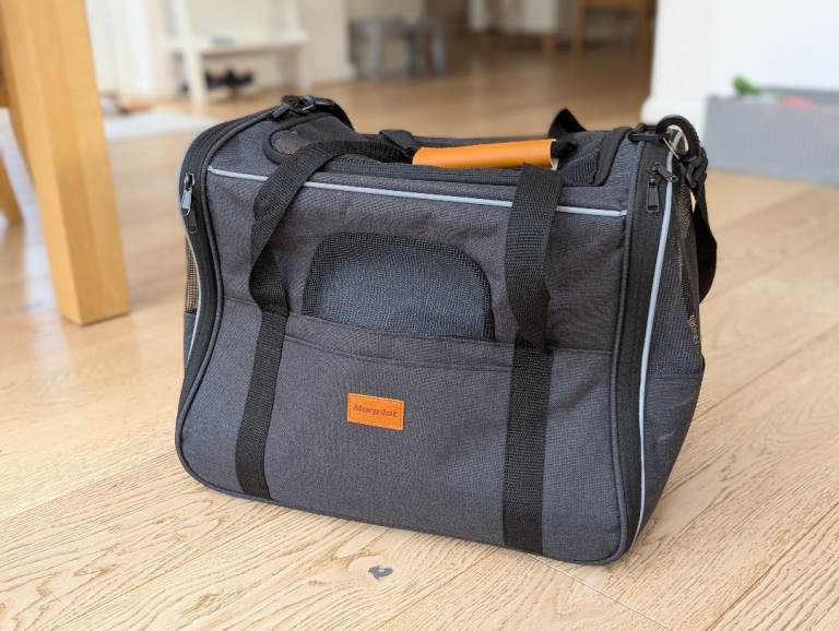 Puppy/Dog Kitten/Cat Carrier - unused Morpilot pet carrier