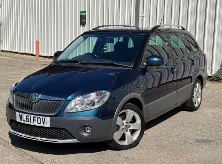 Skoda, FABIA, Estate, 2012, Manual, 1598 (cc), 5 doors