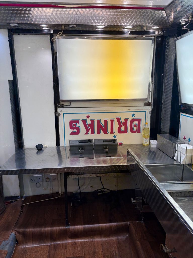 18foot burger van 