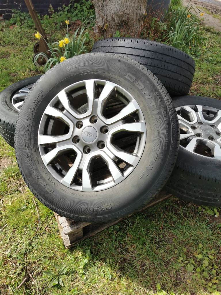 Ford Ranger rims and tyres 
