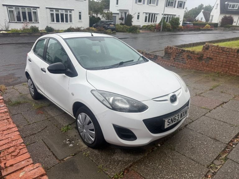 Mazda, 2, Hatchback, 2013, Manual, 1349 (cc), 5 doors