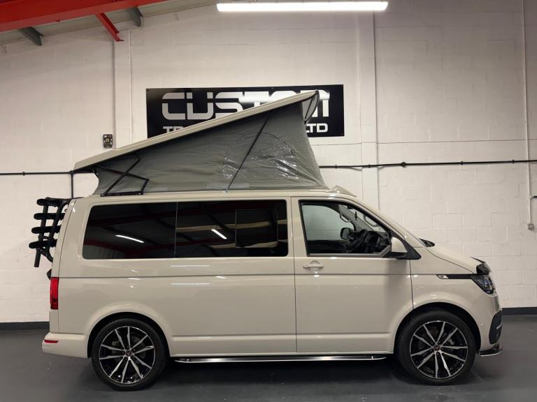 2022 Volkswagen Transporter 2.0 TDI 110 Highline 4 Berth Camper  Rising Roof Diesel Manual