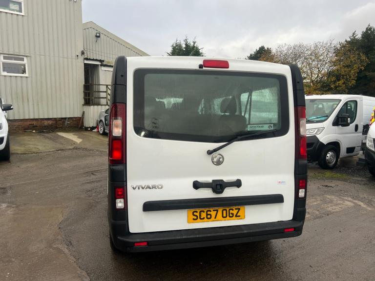 2018 Vauxhall Vivaro 2900 1.6CDTI 95PS ecoFLEX H1 Combi 9 Seat MPV Diesel Manual