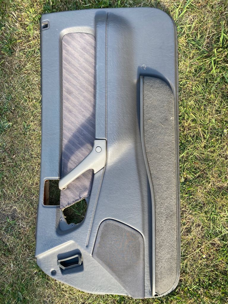 Rover R8 GTi 3 door grey driver and passengers door cards 