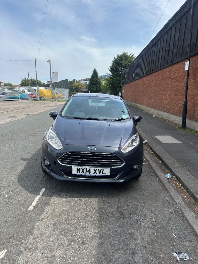 Ford, FIESTA, Hatchback, 2014, Semi-Auto, 1597 (cc), 5 doors