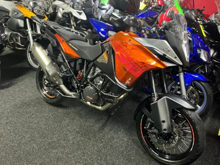image for KTM 1190 free delivery 