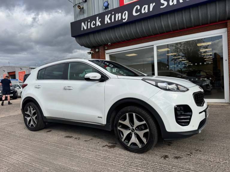 2016 Kia Sportage 2.0 CRDi GT-Line 5dr 4WD ++ NAV / LEATHER / ULEZ / 9 SERVICES ++ ESTATE Diesel ...