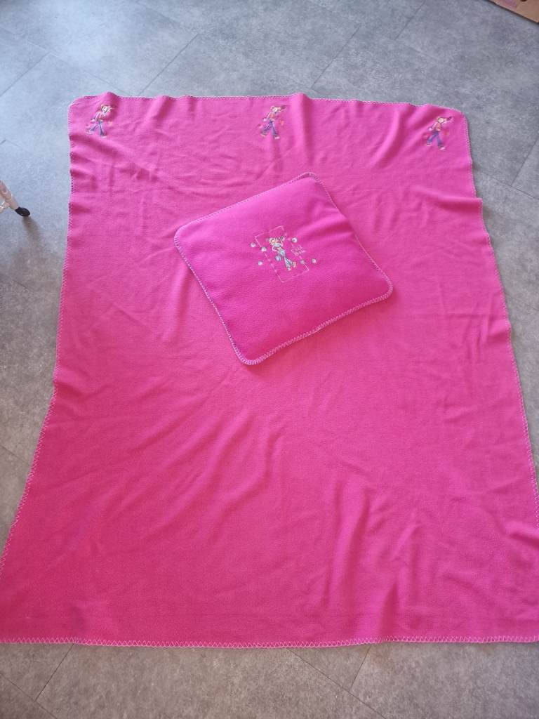 Vintage girls blanket and cushion 