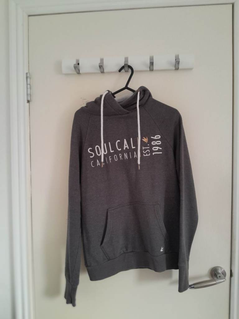 Soul Cal California Women's grey hoody.