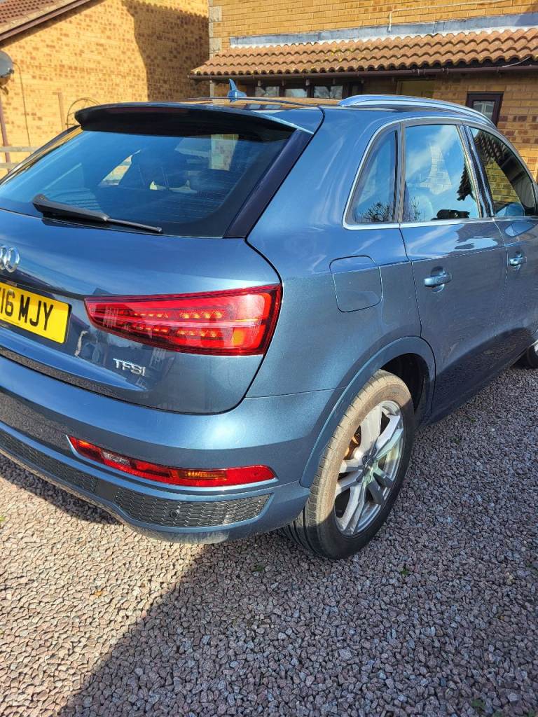 AUDI Q3 ST LINE TFSI 1.4 BLUE