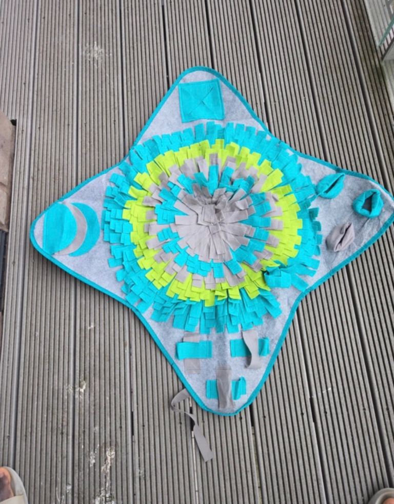 Brand new and brilliant dog snuffle mat (in great condition)